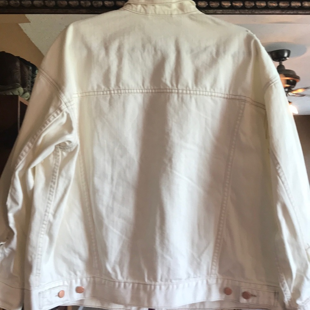 Free People dreaming in white denim jacket - Picture 5 of 8